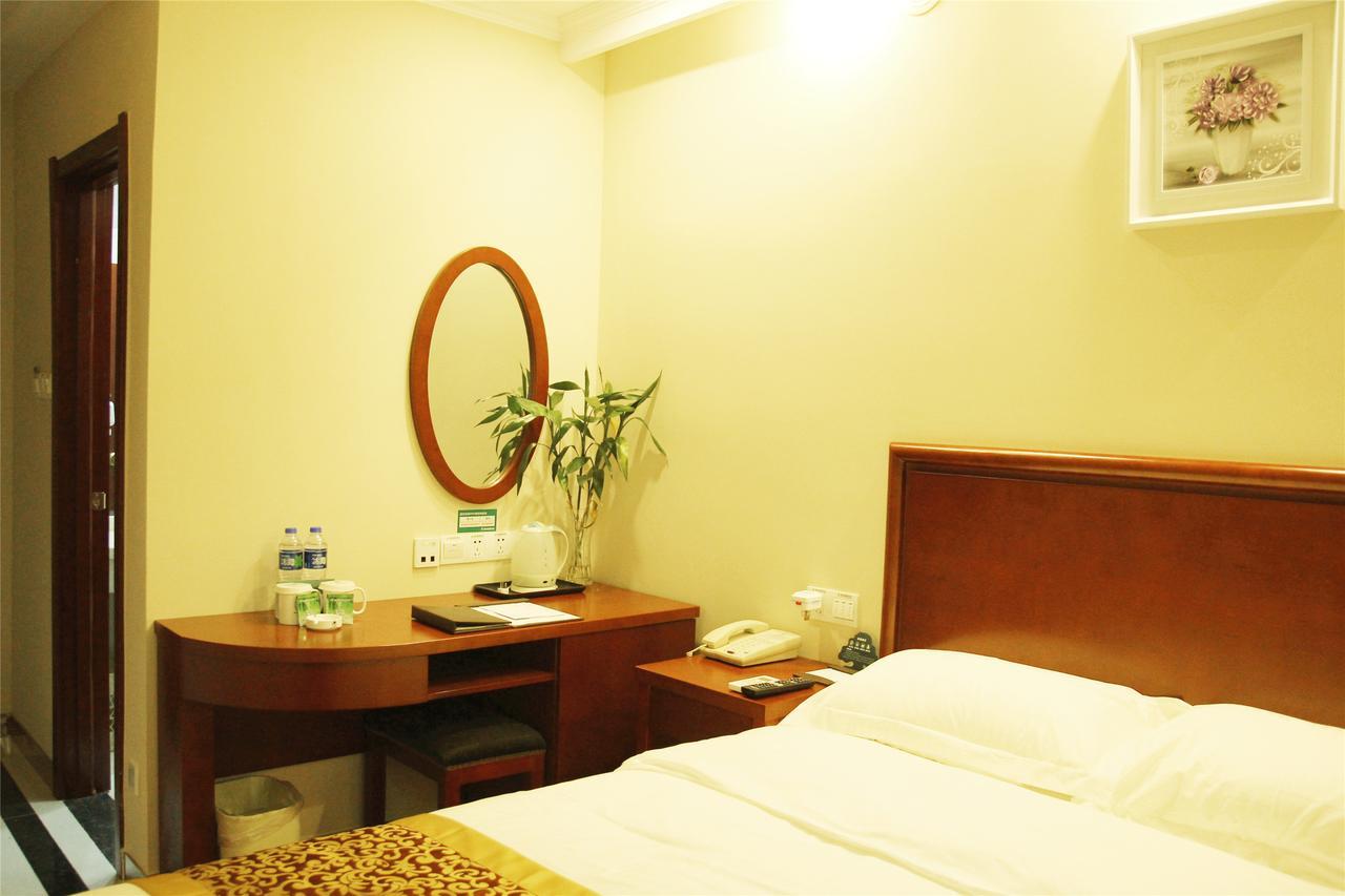 Greentree Inn Xinjiang Fukang Fukang Business Hotel Changji Экстерьер фото