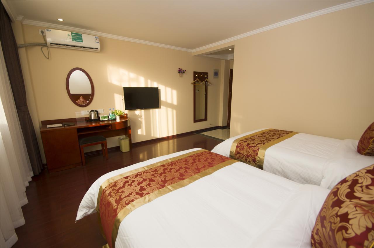 Greentree Inn Xinjiang Fukang Fukang Business Hotel Changji Экстерьер фото